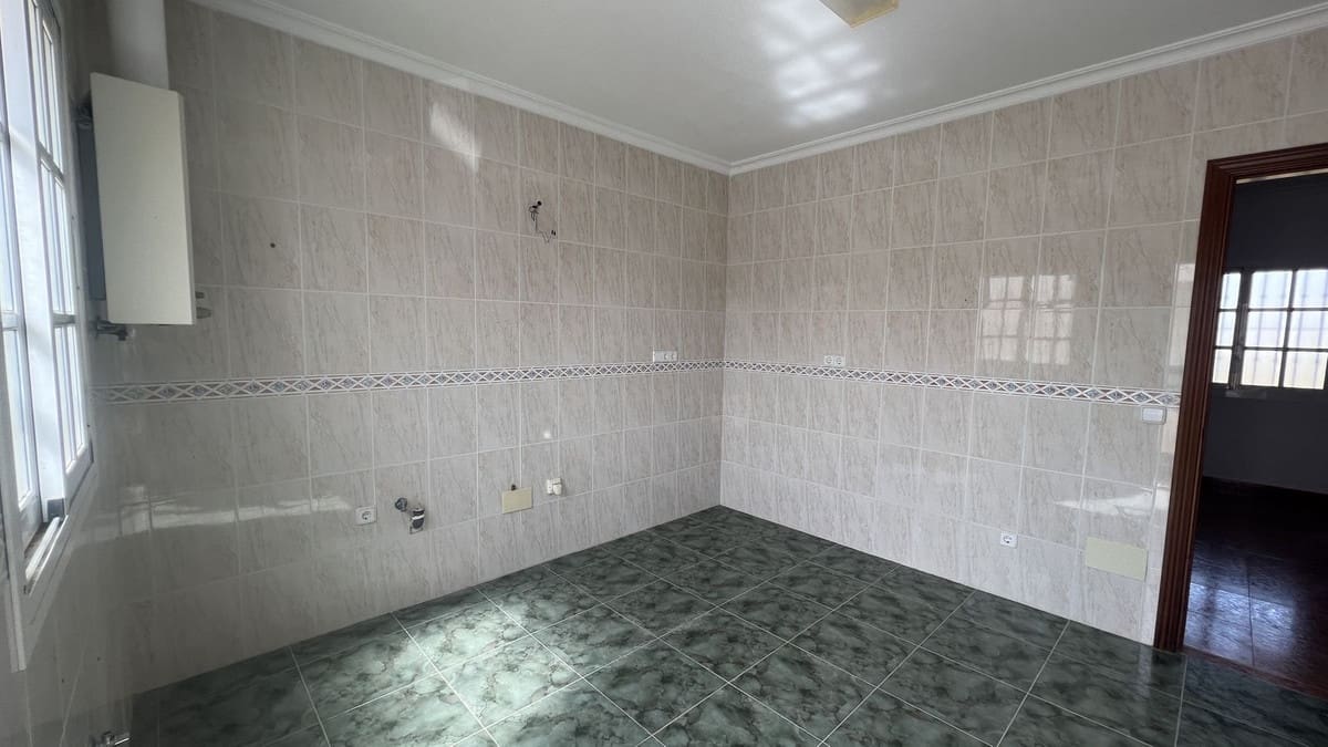 8 bedroom Finca/Country House for sale in Alhaurin de la Torre with pool - € 895,000 (Ref: 9480423)