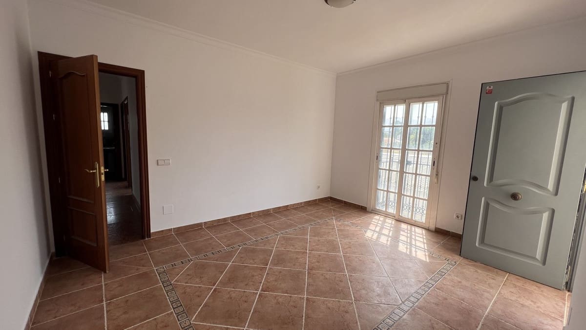 8 makuuhuone Maalaistalo myytävänä paikassa Alhaurin de la Torre mukana uima-altaan - 895 000 € (Ref: 9480423)