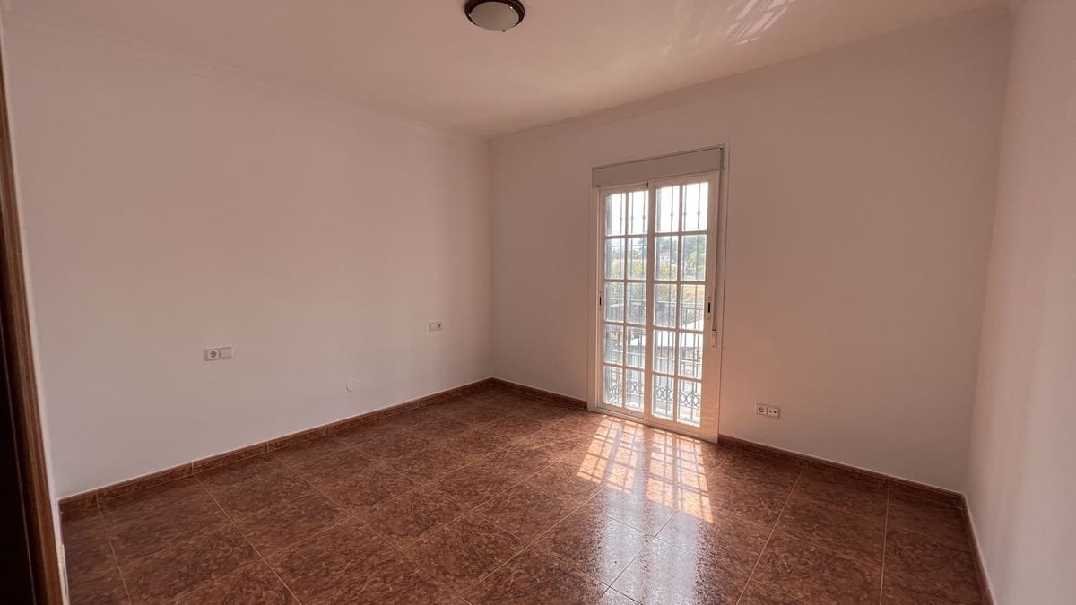 8 makuuhuone Maalaistalo myytävänä paikassa Alhaurin de la Torre mukana uima-altaan - 895 000 € (Ref: 9480423)