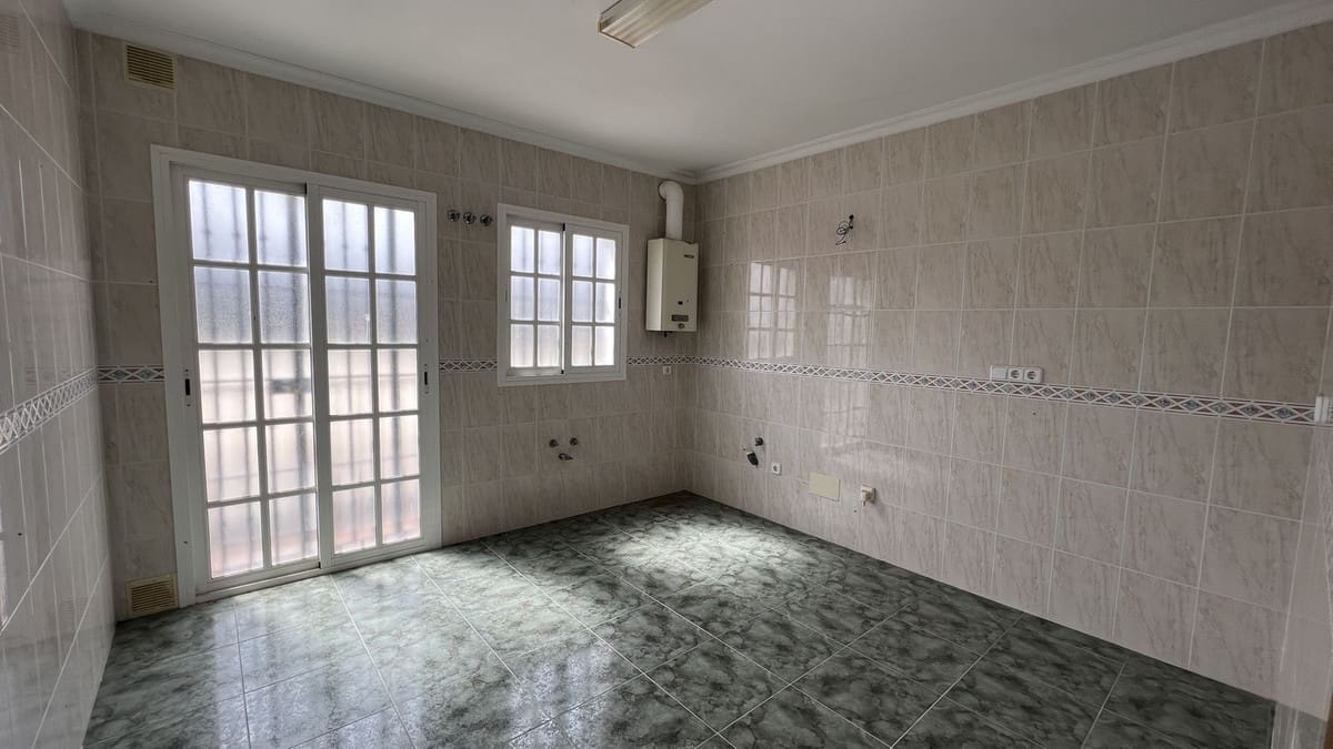 8 makuuhuone Maalaistalo myytävänä paikassa Alhaurin de la Torre mukana uima-altaan - 895 000 € (Ref: 9480423)