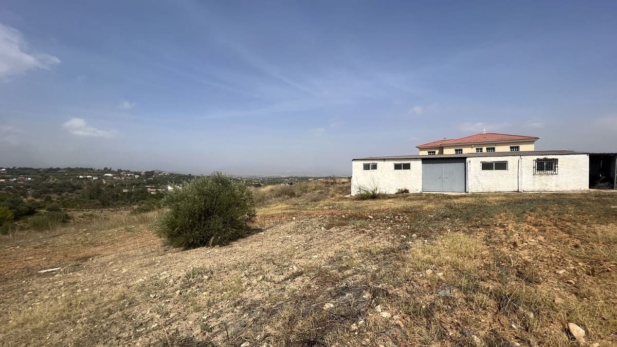 8 makuuhuone Maalaistalo myytävänä paikassa Alhaurin de la Torre mukana uima-altaan - 895 000 € (Ref: 9480423)
