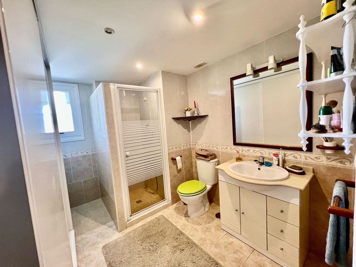 4 bedroom Apartment for sale in Guadalmina with pool garage - € 899,000 (Ref: 9480425)