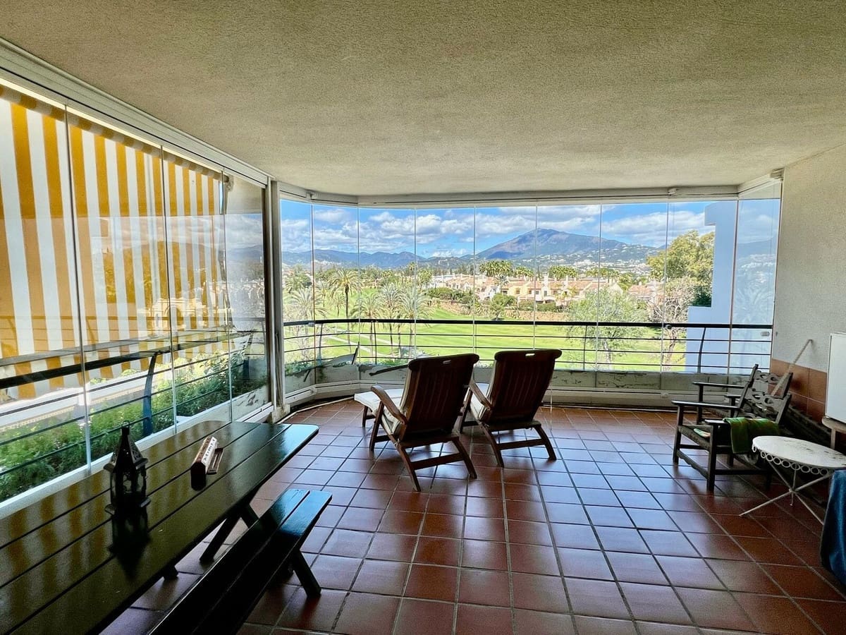 4 bedroom Apartment for sale in Guadalmina with pool garage - € 899,000 (Ref: 9480425)