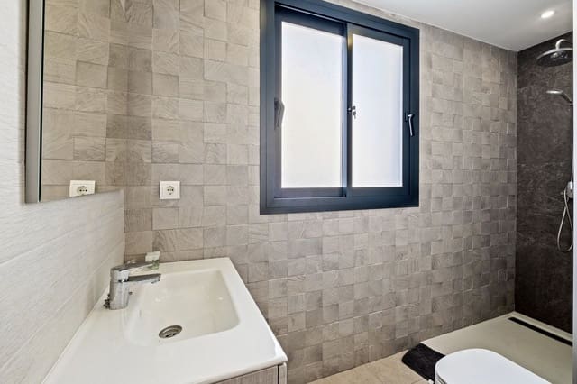 Chalet de 5 habitaciones en El Faro, Mijas en venta con piscina garaje - 899.000 € (Ref: 9480427)