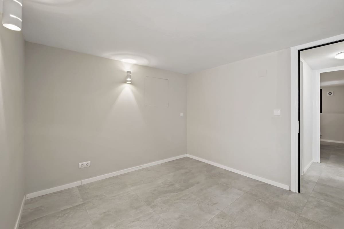 5 makuuhuone Huvila myytävänä paikassa El Faro mukana uima-altaan 
autotalli - 849 999 € (Ref: 9480427)