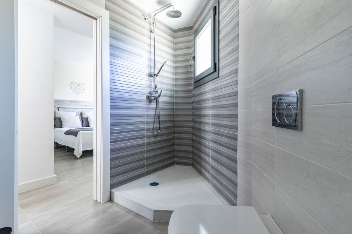 3 soveværelse Semi-Rækkehus til salg i San Pedro de Alcantara med swimmingpool - € 899.000 (Ref: 9480428)