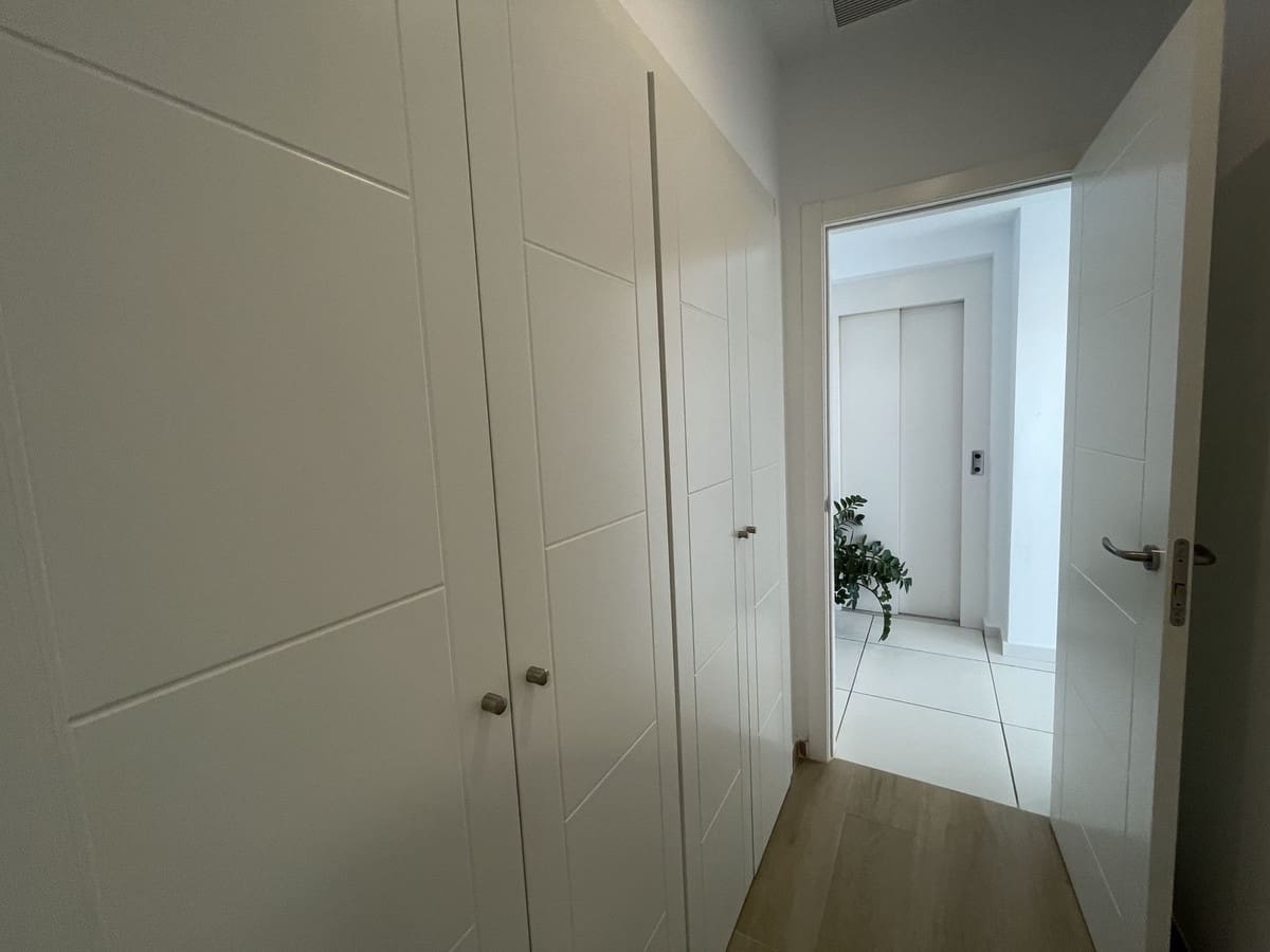 4 Zimmer Doppelhaus zu verkaufen in Benalmadena Costa mit Pool Garage - 899.000 € (Ref: 9480429)