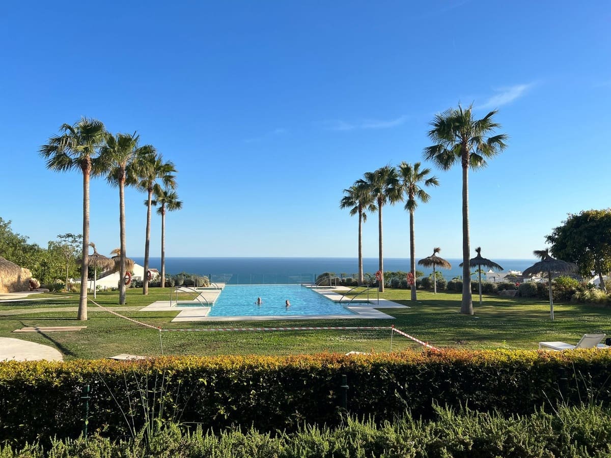 4 Zimmer Doppelhaus zu verkaufen in Benalmadena Costa mit Pool Garage - 899.000 € (Ref: 9480429)