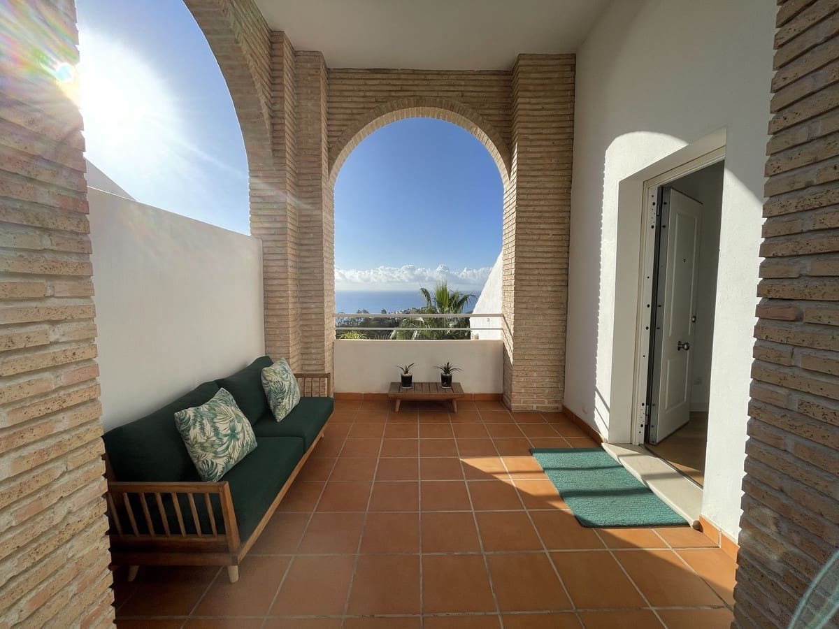 4 Zimmer Doppelhaus zu verkaufen in Benalmadena Costa mit Pool Garage - 899.000 € (Ref: 9480429)