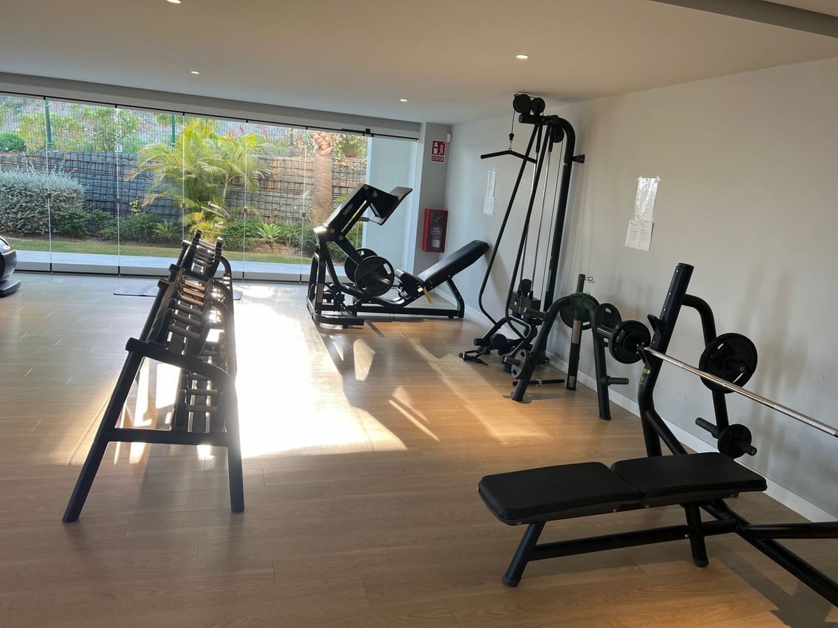 4 Zimmer Doppelhaus zu verkaufen in Benalmadena Costa mit Pool Garage - 899.000 € (Ref: 9480429)