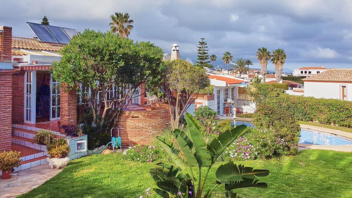 4 soverom Villa til salgs i Mijas med svømmebasseng - € 899 970 (Ref: 9480432)