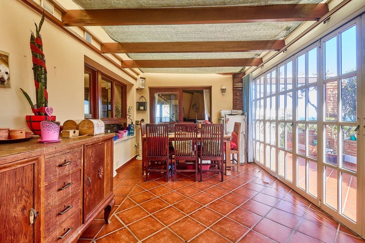 4 soverom Villa til salgs i Mijas med svømmebasseng - € 899 970 (Ref: 9480432)