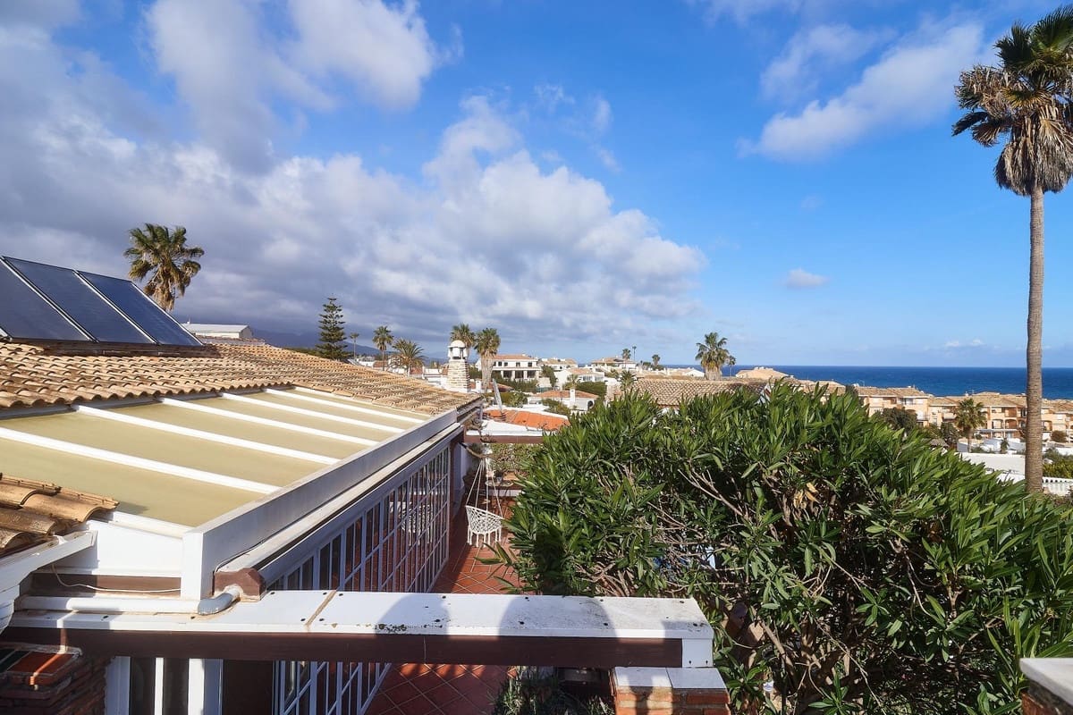 4 soverom Villa til salgs i Mijas med svømmebasseng - € 899 970 (Ref: 9480432)