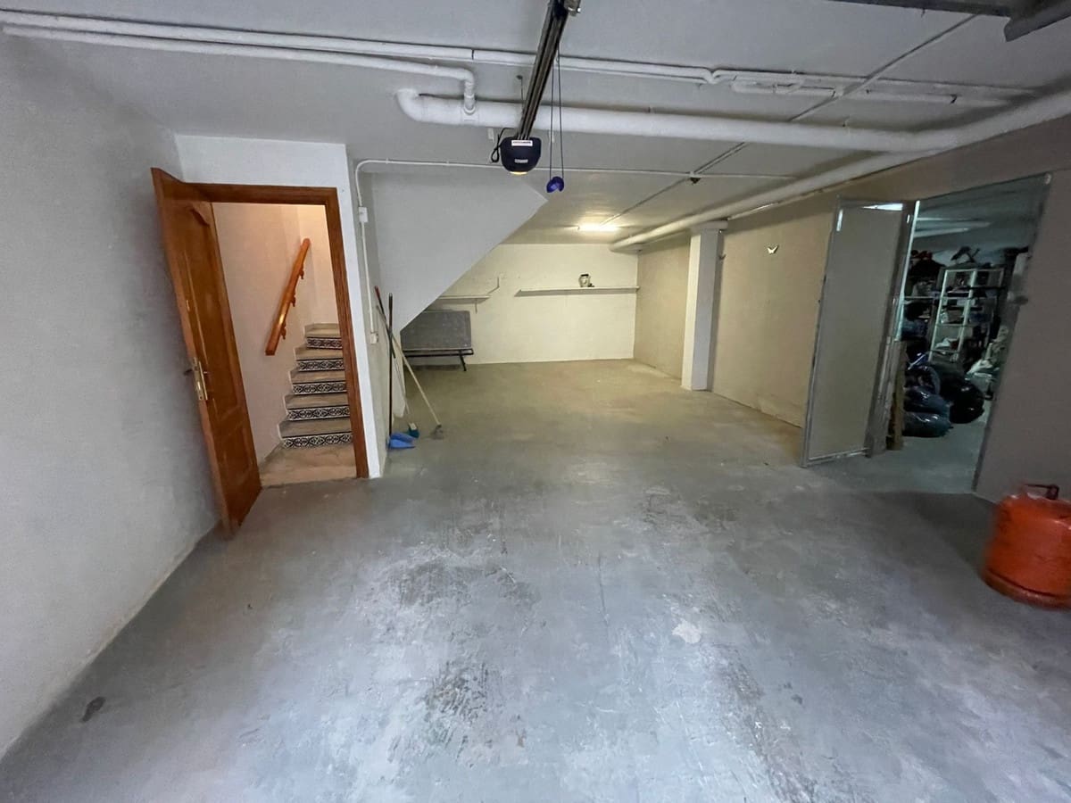 5 soveværelse Byhus til salg i Estepona - € 900.000 (Ref: 9480434)