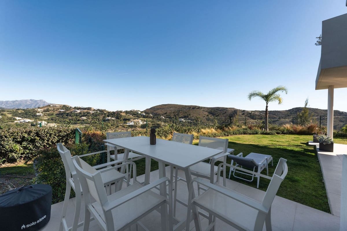 3 soveværelse Lejlighed til salg i Benahavis med swimmingpool - € 925.000 (Ref: 9480438)