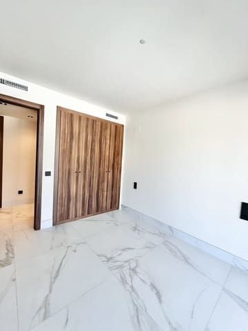 3 soverom Leilighet til salgs i San Pedro de Alcántara Pueblo, Marbella med svømmebasseng garasje - € 928 000 (Ref: 9480441)