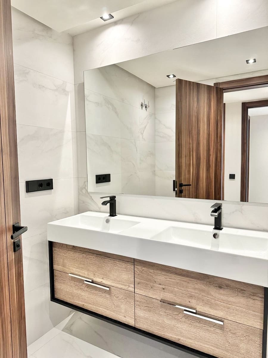 3 bedroom Apartment for sale in San Pedro de Alcantara with pool garage - € 928,000 (Ref: 9480441)