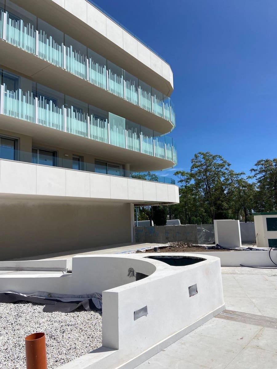 3 bedroom Apartment for sale in San Pedro de Alcantara with pool garage - € 928,000 (Ref: 9480441)