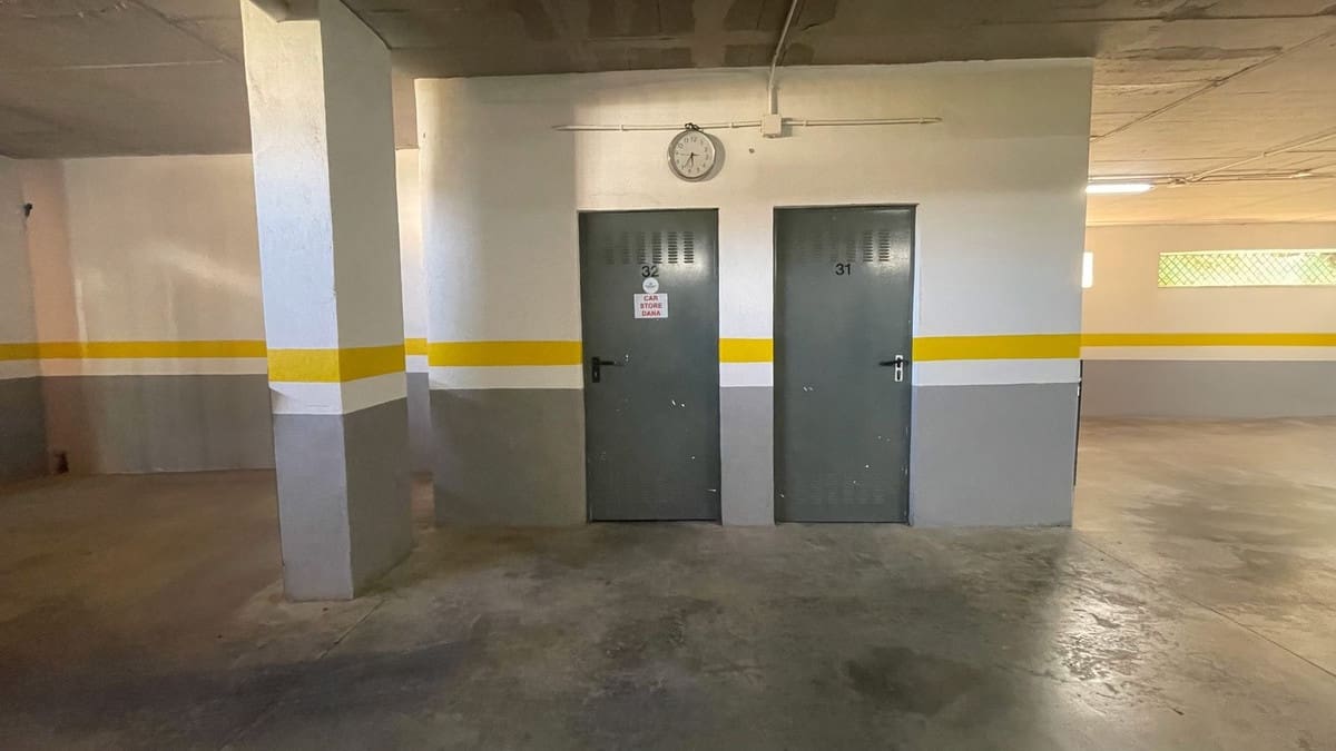 Apartamento de 3 habitaciones en Monte Halcones en venta con piscina - 930.000 € (Ref: 9480442)