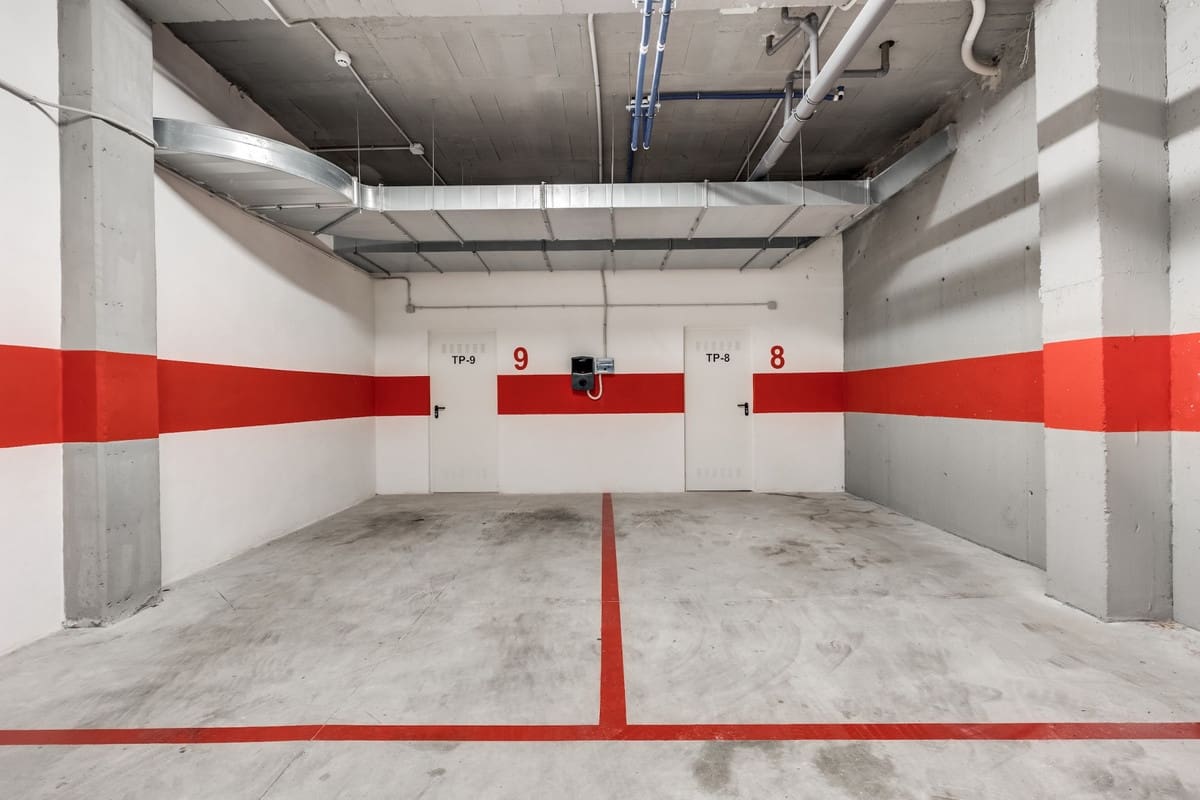 4 makuuhuone Omakotitalo myytävänä paikassa Bel-Air mukana uima-altaan - 930 000 € (Ref: 9480443)