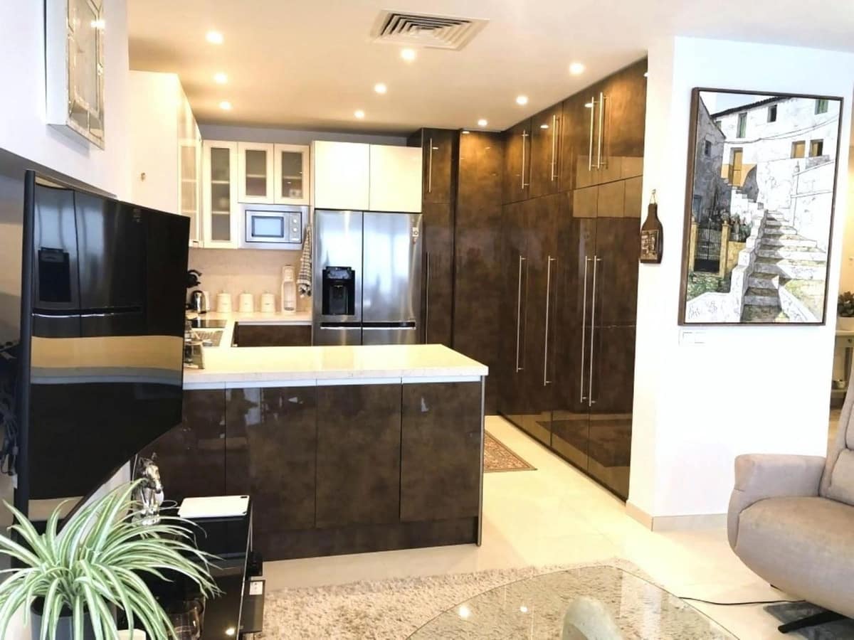 2 sovrum Takvåning till salu i Fuengirola med pool garage - 939 000 € (Ref: 9480445)