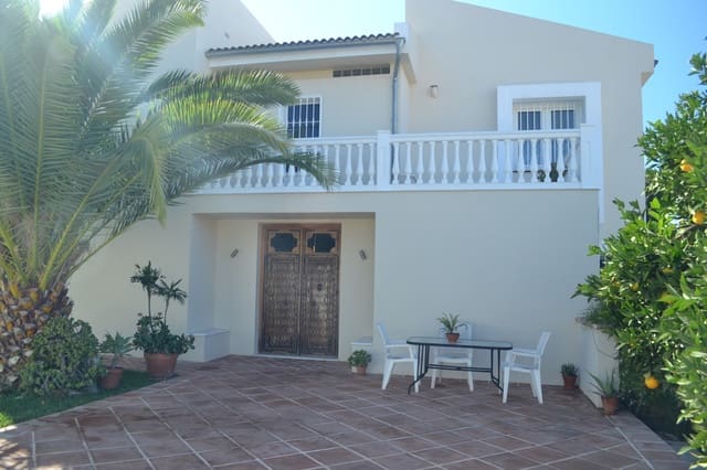 6 bedroom Villa for sale in Alhaurín de la Torre with pool - € 945,000 (Ref: 9480448)