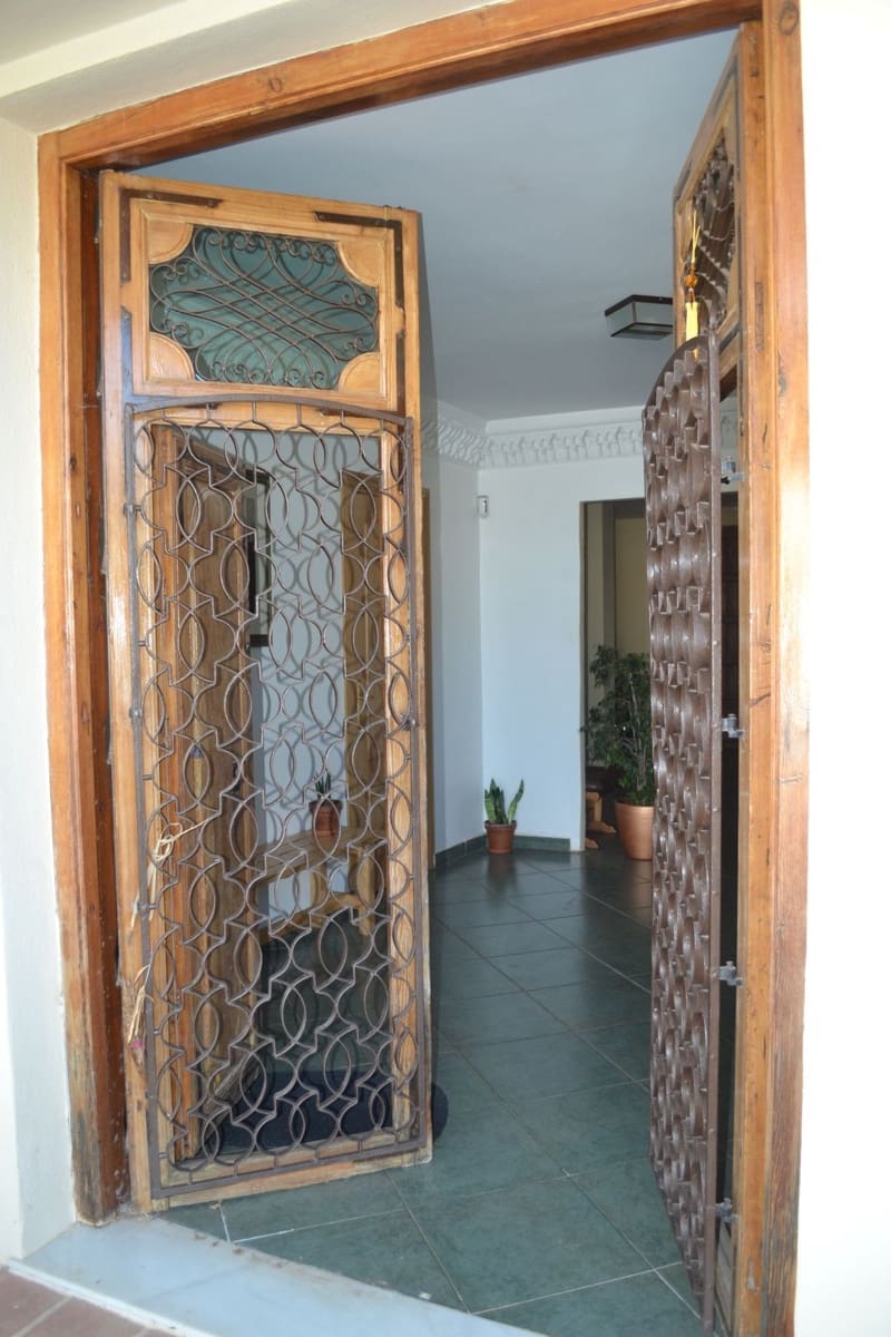 6 Zimmer Villa zu verkaufen in Alhaurin de la Torre mit Pool - 895.000 € (Ref: 9480448)