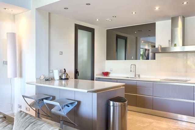 3 soverom Leilighet til salgs i Golden Mile, Marbella med svømmebasseng - € 949 000 (Ref: 9480450)