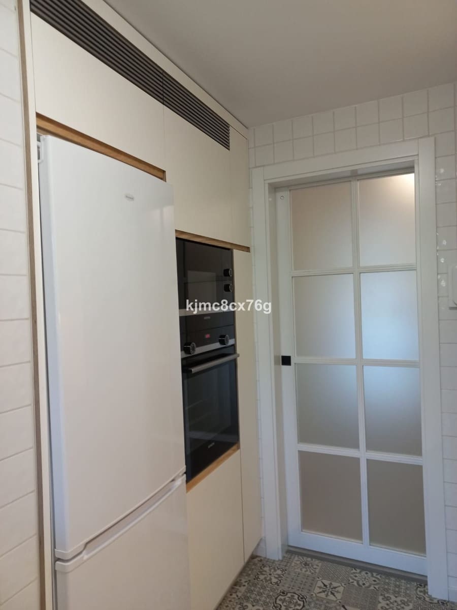 3 bedroom Apartment for sale in Calahonda with pool - € 950,000 (Ref: 9480456)