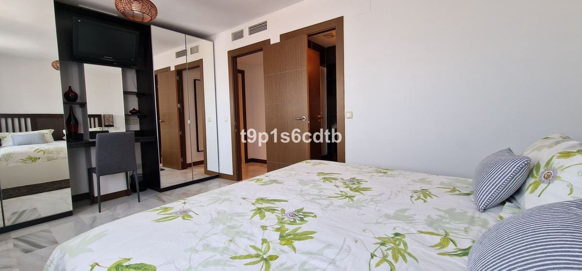 3 bedroom Apartment for sale in Puerto Banus - € 950,000 (Ref: 9480459)