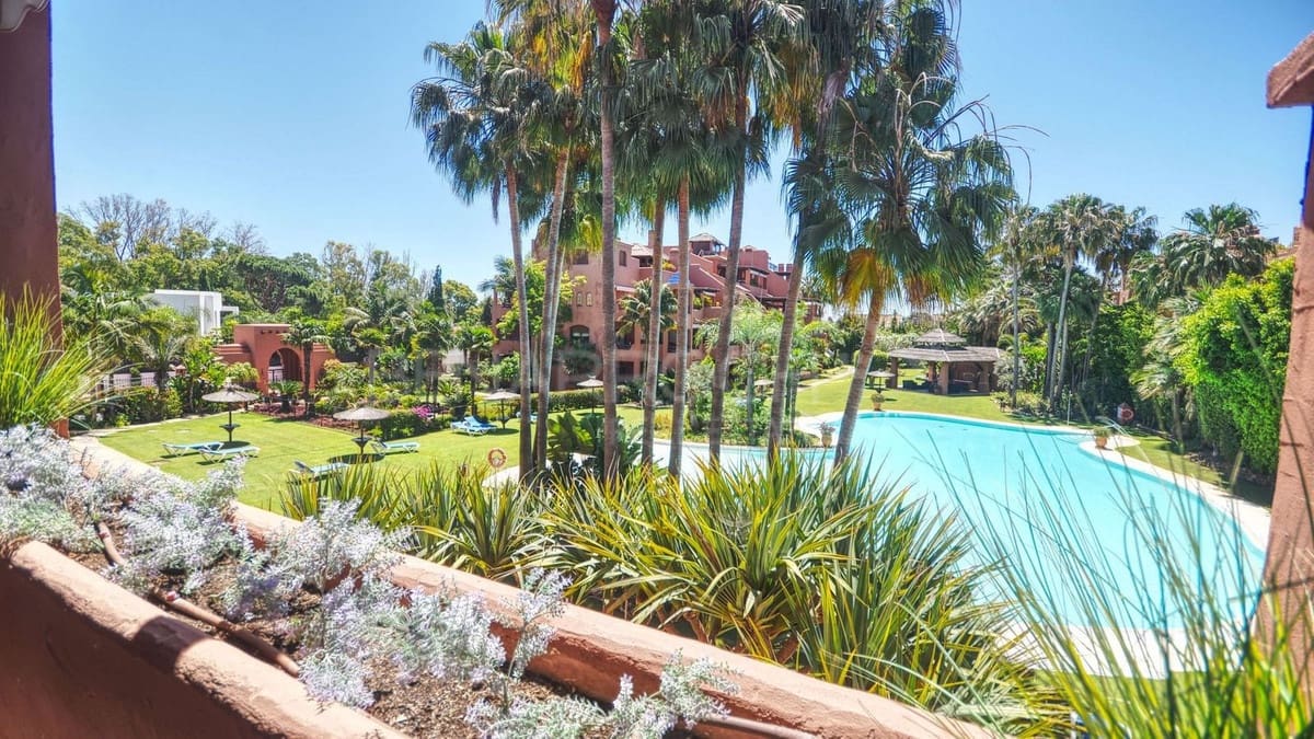 3 camera da letto Attico in vendita in Guadalmina con piscina - 950.000 € (Rif: 9480464)