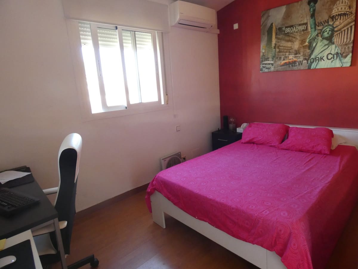 5 bedroom Villa for sale in San Pedro de Alcantara - € 950,000 (Ref: 9480469)