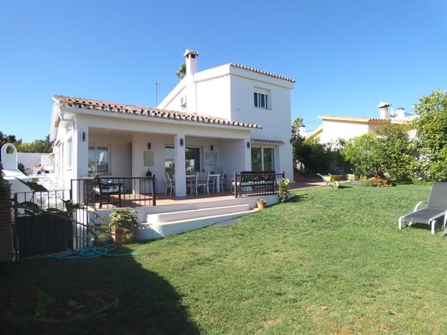 5 soverom Villa til salgs i San Pedro de Alcántara Pueblo, Marbella - € 950 000 (Ref: 9480469)