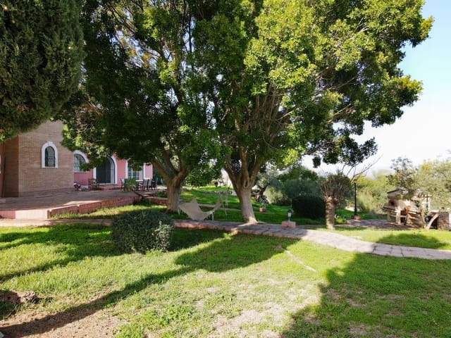 5 soverom Villa til salgs i Alhaurín el Grande med svømmebasseng garasje - € 950 000 (Ref: 9480470)