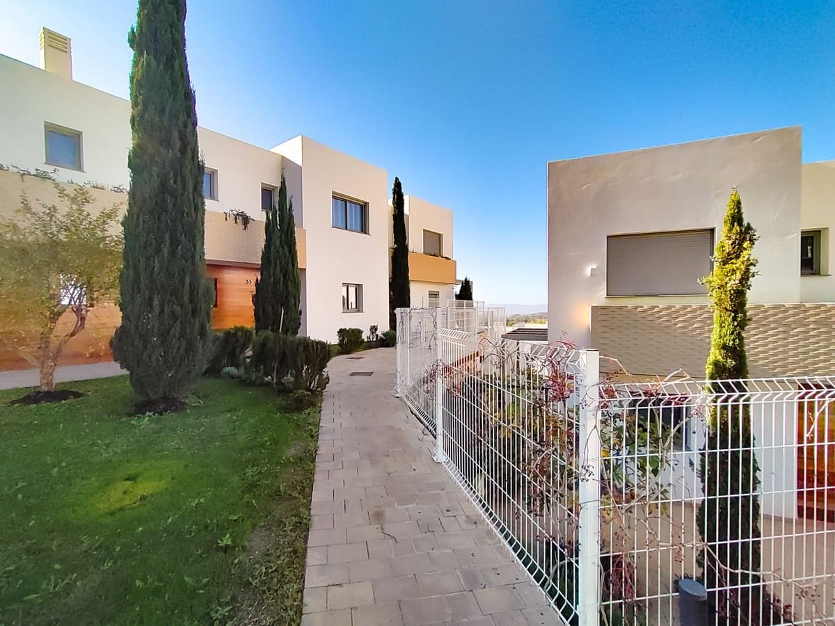 4 soverom Hus til salgs i Mijas med svømmebasseng garasje - € 950 000 (Ref: 9480475)