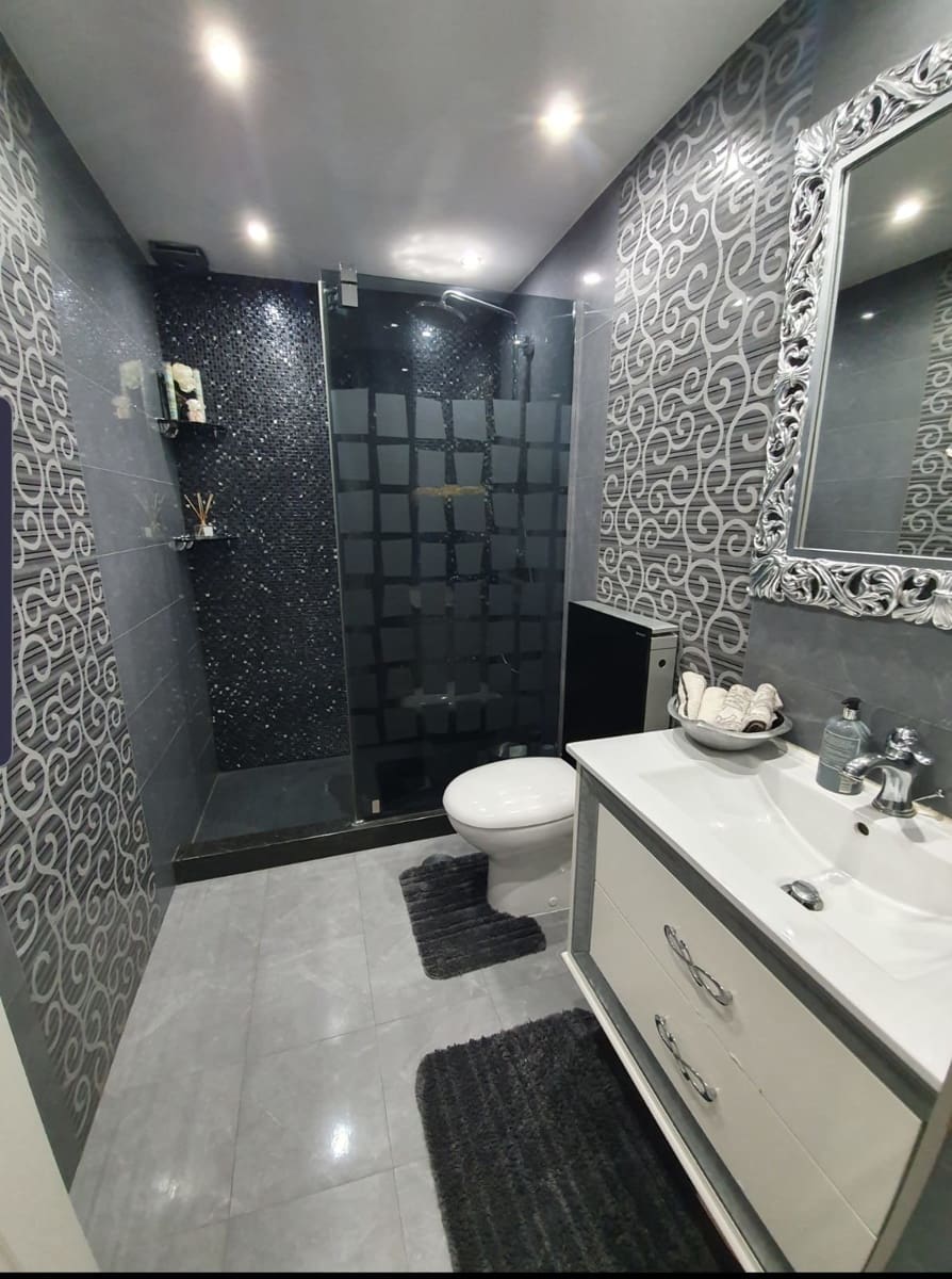 4 bedroom Townhouse for sale in San Pedro de Alcantara with pool - € 1,200,000 (Ref: 9480476)