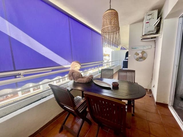 Apartamento de 3 habitaciones en Golden Mile, Marbella en venta con piscina garaje - 955.000 € (Ref: 9480482)