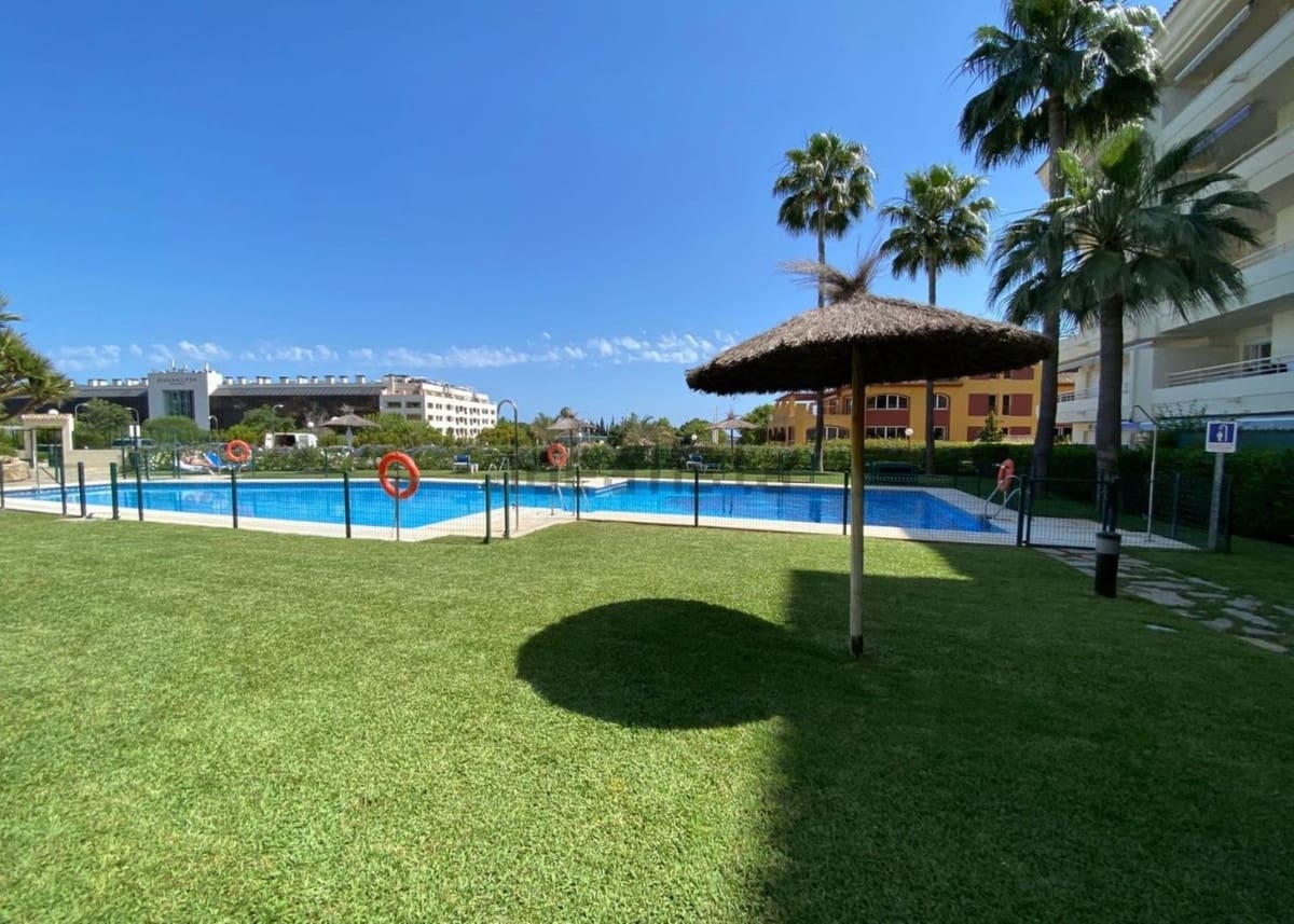 3 bedroom Apartment for sale in Golden Mile with pool garage - € 955,000 (Ref: 9480482)