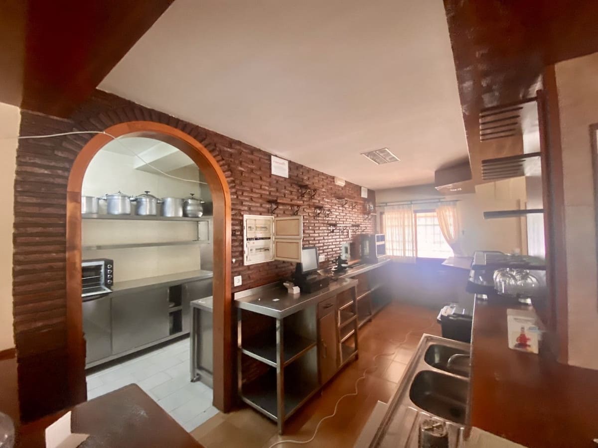 6 soveværelse Villa til salg i Malaga by - € 960.000 (Ref: 9480487)