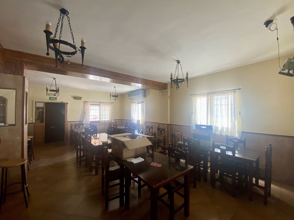 6 soveværelse Villa til salg i Malaga by - € 960.000 (Ref: 9480487)