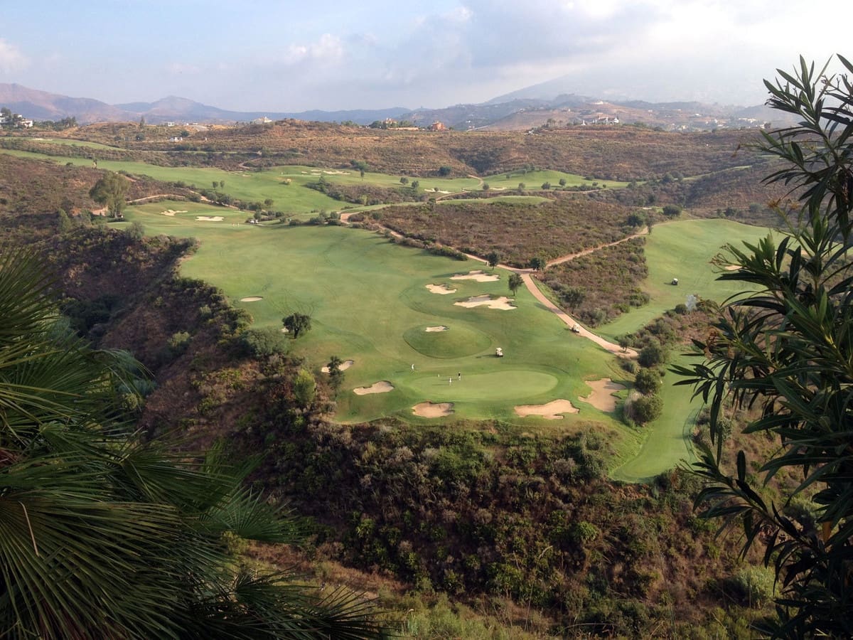 5 bedroom Villa for sale in La Cala de Mijas with pool garage - € 965,000 (Ref: 9480489)