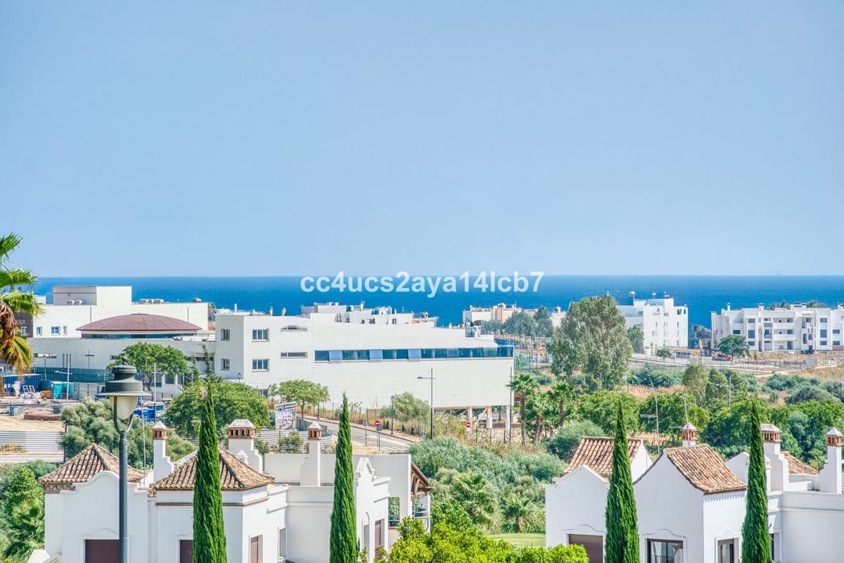 3 soveværelse Villa til salg i Estepona med swimmingpool - € 970.000 (Ref: 9480493)