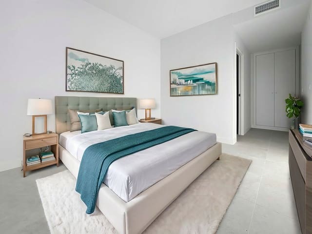 3 sypialnia Penthouse na sprzedaż w Centro, Estepona z basenem garażem - 975 000 € (Ref: 9480496)