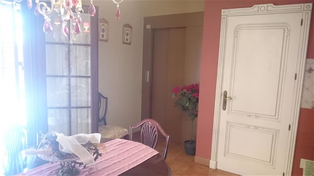 3 bedroom Villa for sale in Mijas Costa with pool garage - € 975,000 (Ref: 9480497)