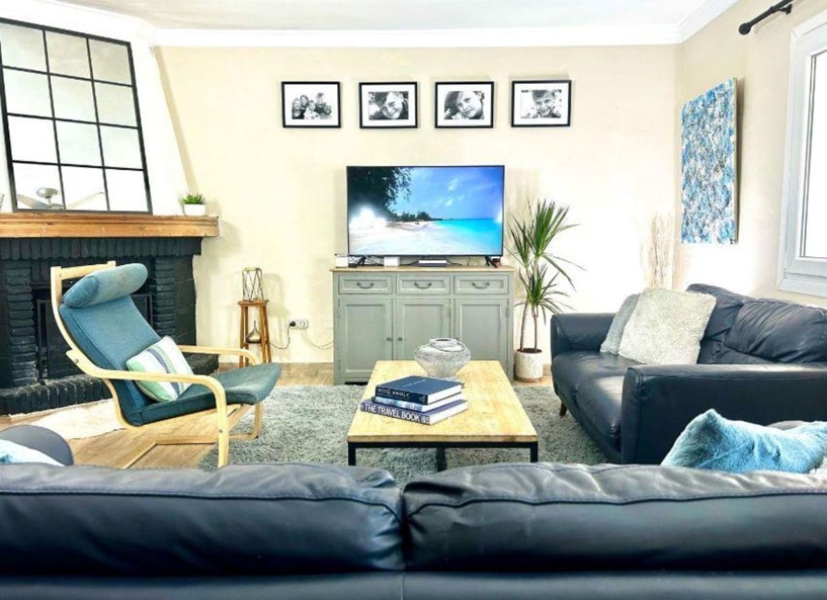 4 soverom Villa til salgs i Benahavis med garasje - € 975 000 (Ref: 9480498)