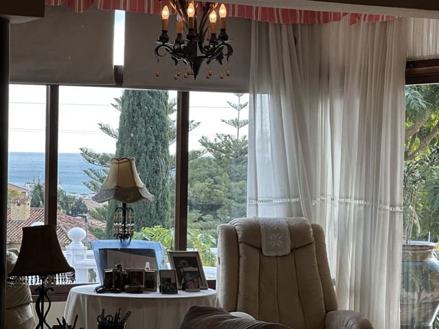 6 bedroom Villa for sale in Miraflores del Palo, Málaga city with pool garage - € 975,000 (Ref: 9480501)