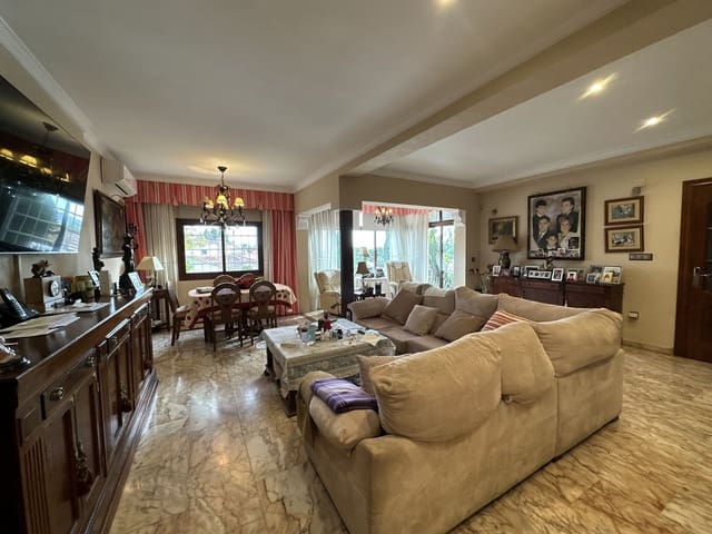 6 bedroom Villa for sale in Miraflores del Palo, Málaga city with pool garage - € 975,000 (Ref: 9480501)