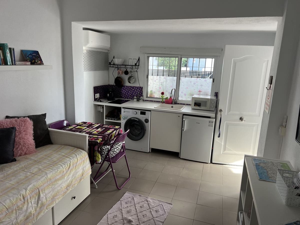 Casa de 5 habitaciones en Nueva Andalucia en venta con piscina - 980.000 € (Ref: 9480503)