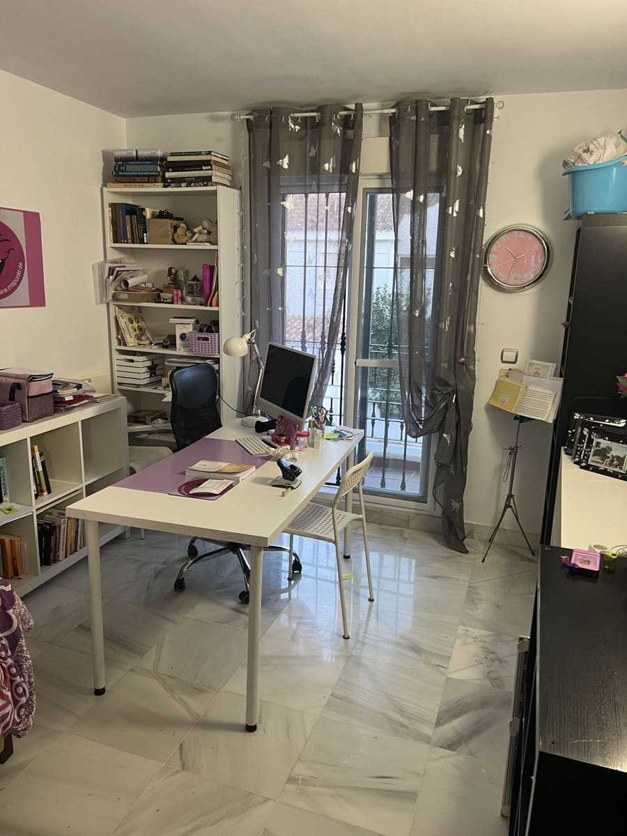 Casa de 5 habitaciones en Nueva Andalucia en venta con piscina - 980.000 € (Ref: 9480503)