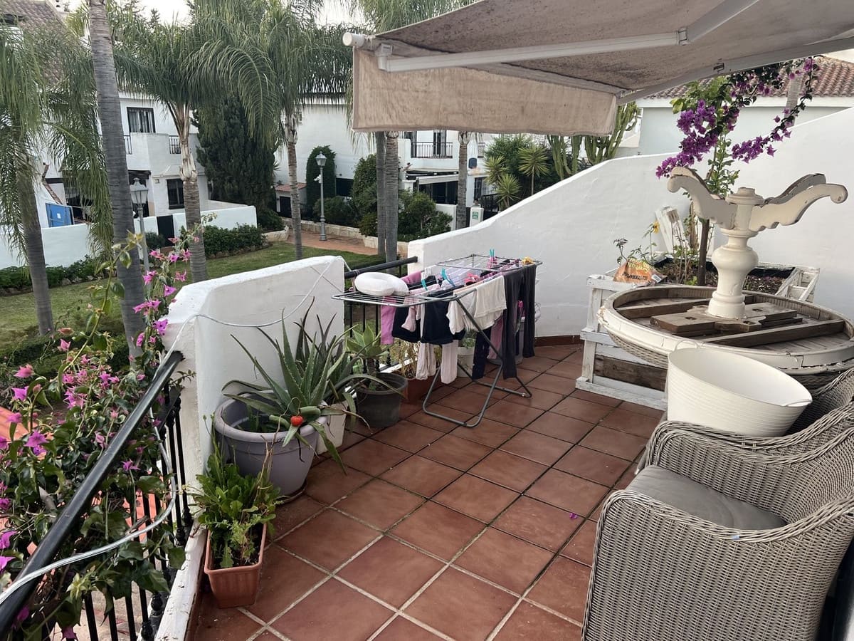 Casa de 5 habitaciones en Nueva Andalucia en venta con piscina - 980.000 € (Ref: 9480503)